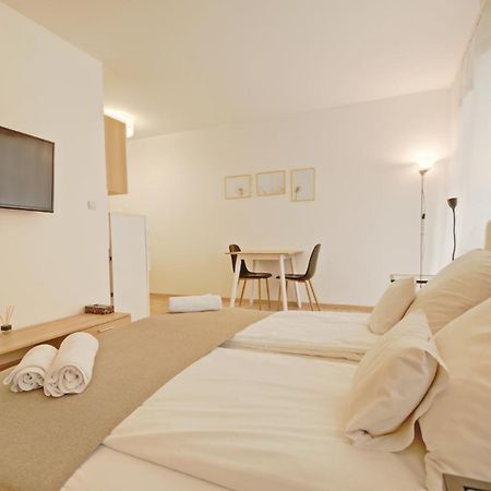 Apartament Rocha Жешов Екстериор снимка